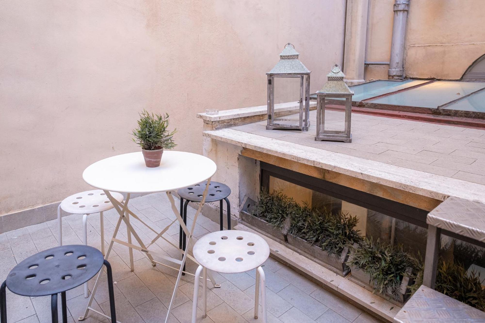 Homehouse Serpenti - Colosseum - Rione Monti Rome Extérieur photo