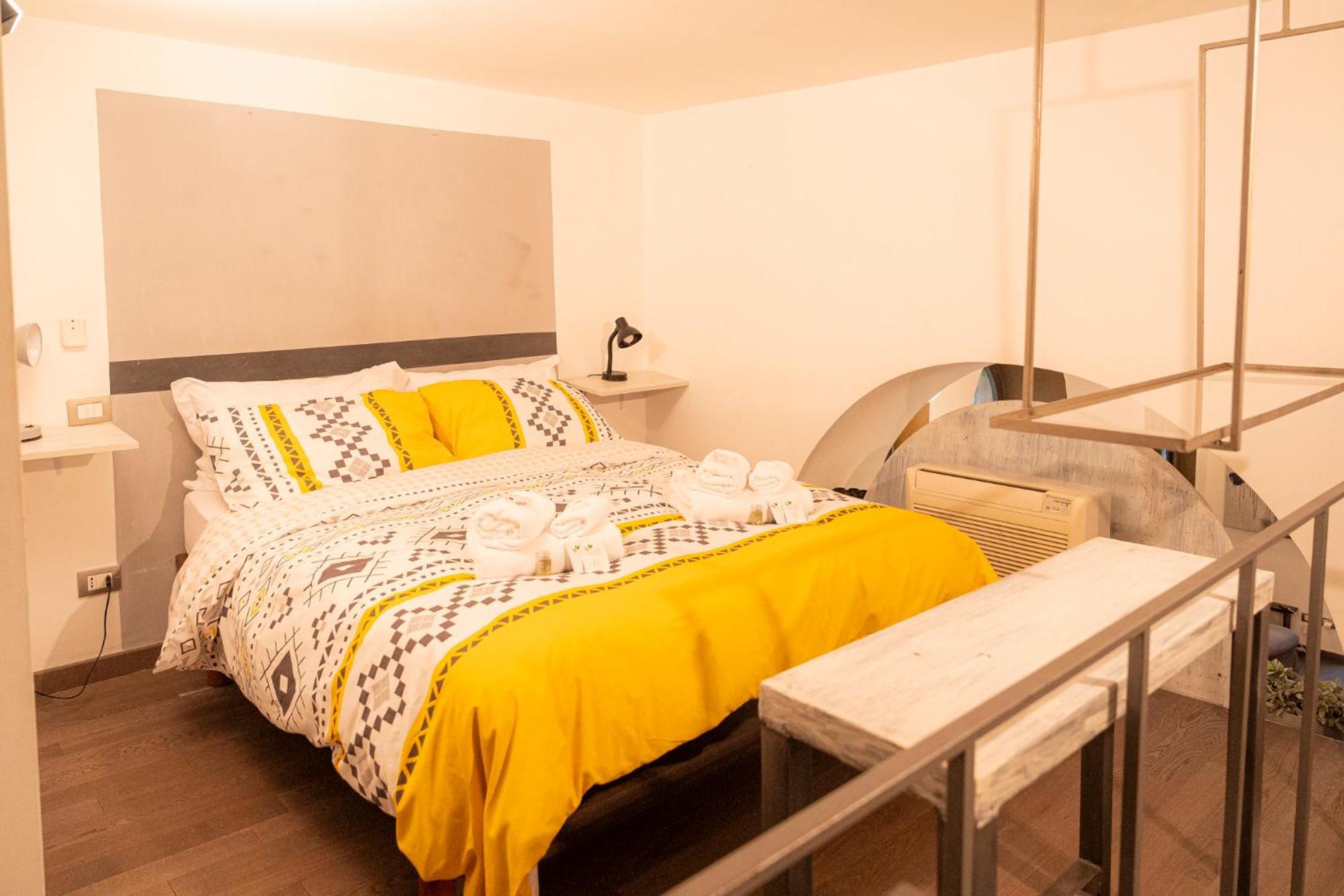 Homehouse Serpenti - Colosseum - Rione Monti Rome Extérieur photo